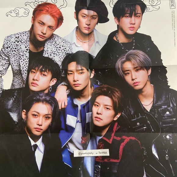OFFICIAL Stray Kids Poster 5 Star - Picture 1 of 1